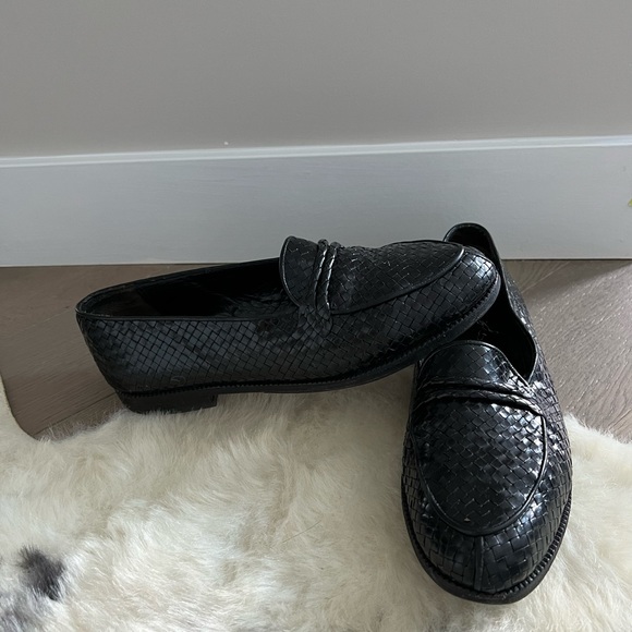 Stephane Kelian mens black woven loafers. - Picture 2 of 8